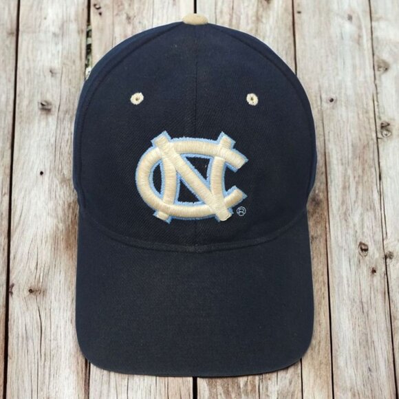 UNC Carolina Fitted 7 3/8 Cap Baseball Licensed NCAA Vintage 90s Hat C.O.D. - Picture 1 of 14
